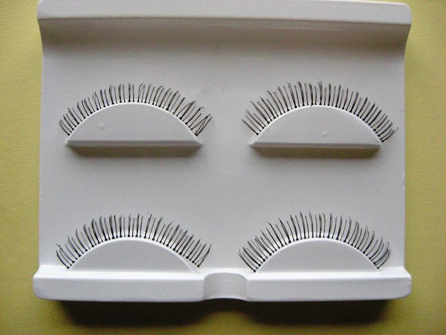 Under eyelash